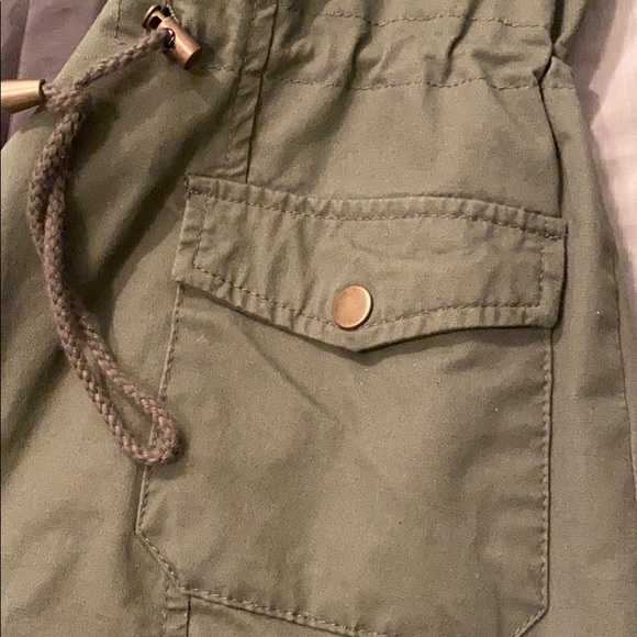 Jacket - Picture 3 of 4